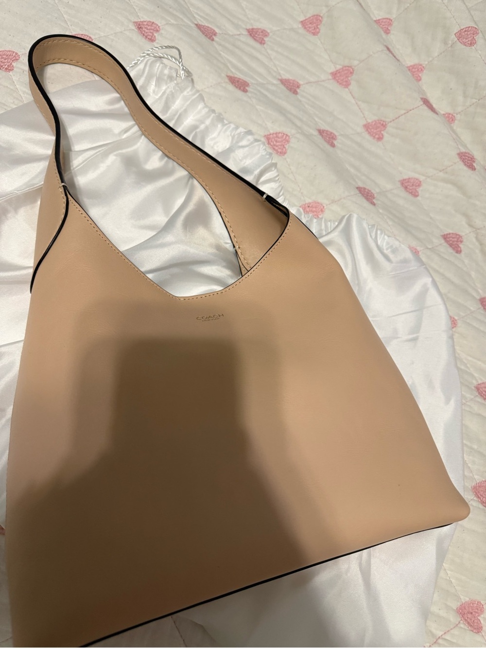 Coach Brooklyn 28 in cream - Picture 2 of 3